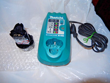 Makita Akku 10,8 V neu + Ladegerät orginal