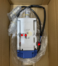 One NEW YASKAWA AC SERVO MOTOR
