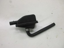 Entlüftung Luftfilterkasten 1. Suzuki GSX 600 F Typ AJ Vergaser Motor