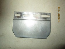 Befestigungsblech für Geldwechsler