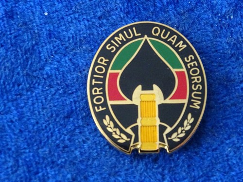 A61 unit crest us - crest,,