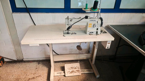 Nähmaschine typical fach - nähmaschine,