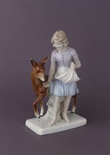 Junge frau reh fütternd - reh,