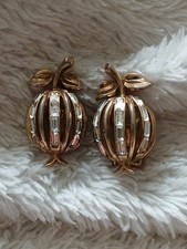 TRIFARI PAT PEND. Wunderschöne Vintage Clips Ohrringe.