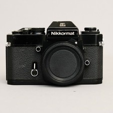 Nikkormat black paint - el,