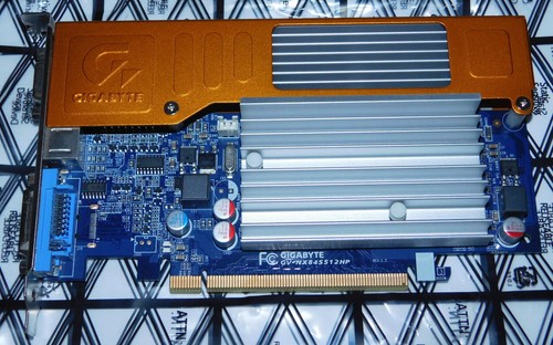 Nvidia geforce 8400gs gigabyte - geforce,