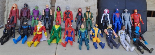 Marvel avengers lot 22 - avengers,