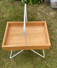 Side by Side - Beistelltisch Emil, eiche.Tablett Eiche Herkunft: Deutschland..