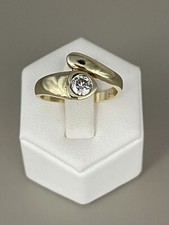 MASSIVER SOLITÄR BRILLANT