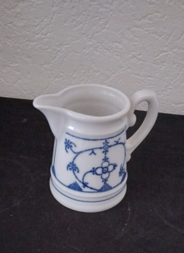 Milchkännchen strohmuster - milchkännchen,