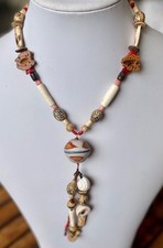 Halskette lang mit Naturperlen,Horn,Koralle,Muschel,Samen
