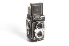 Yashica Mat-124 TLR 6x6 mit Yashinon 3,5/80 Lens