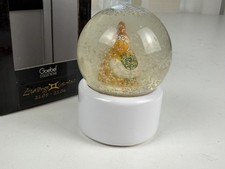 Goebel Figur Schneekugel 9 cm. 1 Wahl. Top Zustand   