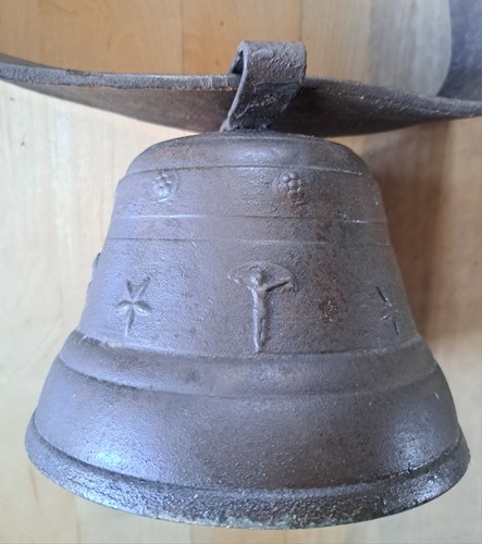 Uralte kuhglocke ihs - kuhglocke, 16