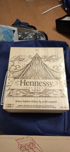 Hennessy scott campbell - vs,