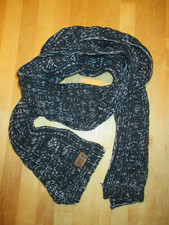 Kik Strickschal schwarz weiss meliert Unknown Destination ungetragen