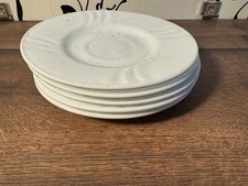 6 weiße Teller mit