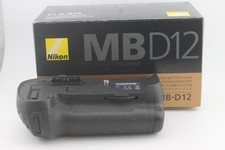Nikon MB-D12