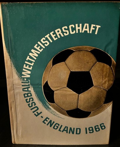 FUSSBALL-WELTMEISTERSCHAFT