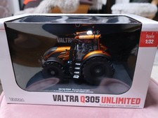 Valtra Q305 Burnt Orange 1:32