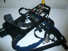 Atemschutzgerät, Grundplatte