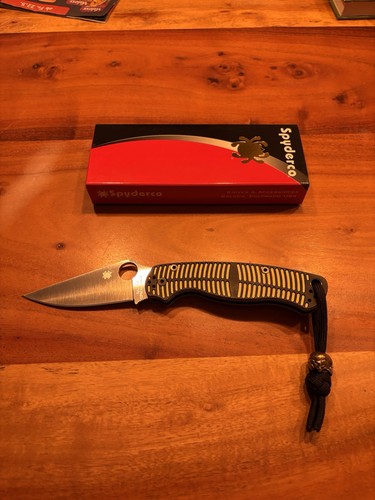 Spyderco para military - 2, salt