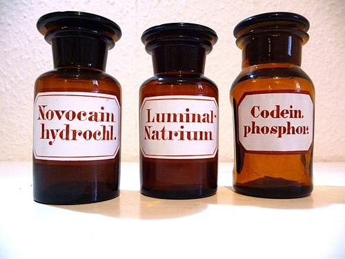 Apothekerflaschen,emaill.Etike