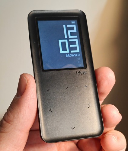 Iriver e30 mp3 player - e30,