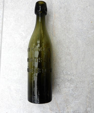 alte grüne Bierflasche  " OTTOMAR RENTSCH BÄRENSTEIN " ohne Verschluss