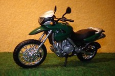 1:18 BMW F 650 GS Grün MAISTO 00401