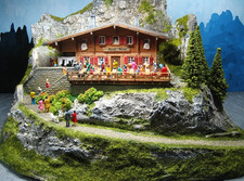DIORAMA  BERGHAUS- GASTHAUS -  HOCHGEBIRGSHÜTTE    " MOSER-HÜTTE "   1:87 / H0