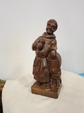 Echte Handschnitzarbeit