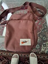 nike Umhängetasche in bordeux