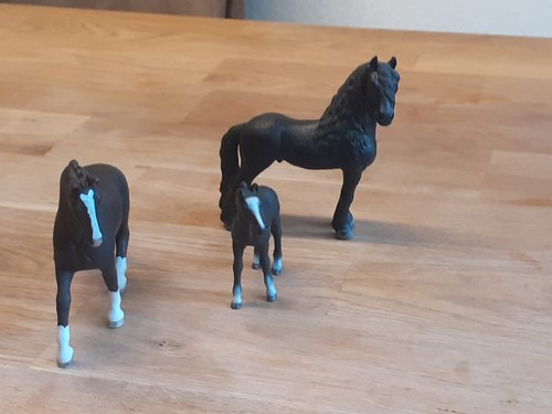 Schleichpferd 1x fohlen - 1x,