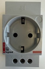 Legrand Verteilereinbausteckdose / Steckdose /  250V ~ / 16A / 04285