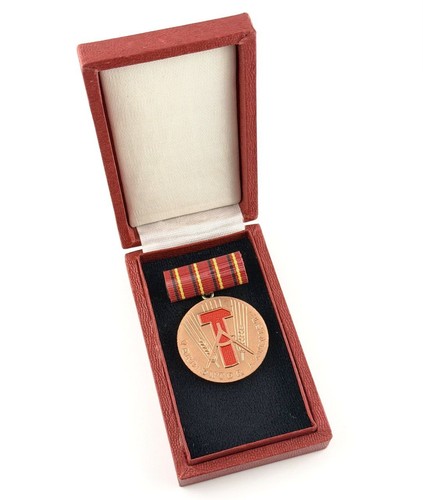 Ddr medaille verdienter - ddr,