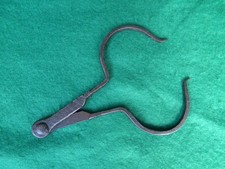 Uralter großer handgeschmiedeter Innnen-/Außenzirkel, Werkzeug für ?