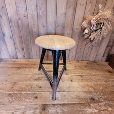 Werkstatthocker Dreibein Schemel Industrie Design Hocker Loft alt