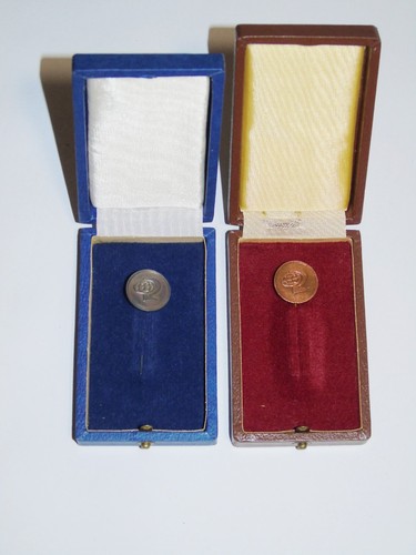 Reisebüro der ddr ehrennadel - der,
