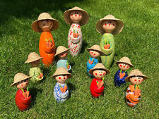 Gärtner mit Strohut Gartenkeramik Zaunhocker Gartenstecker verschiedene Farben