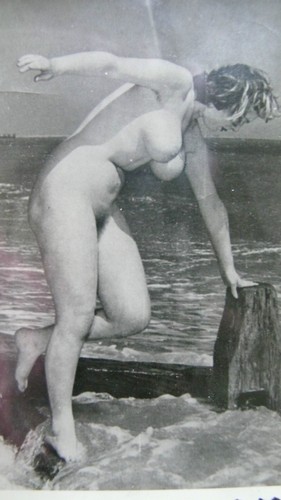 Frauenakt badenixe 40er - ,