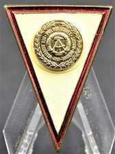 DDR NVA Absolventenabzeichen