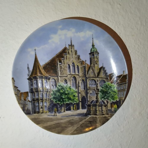 Wandteller der marktplatz - wandteller,
