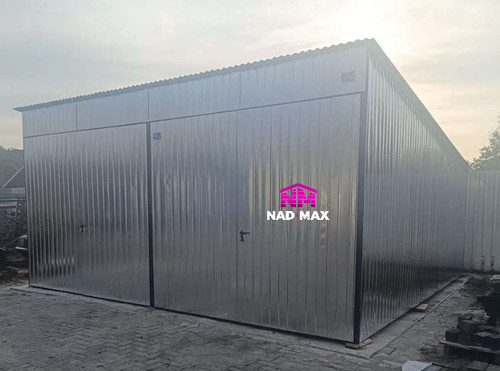 *Blechgarage 6x7x3m