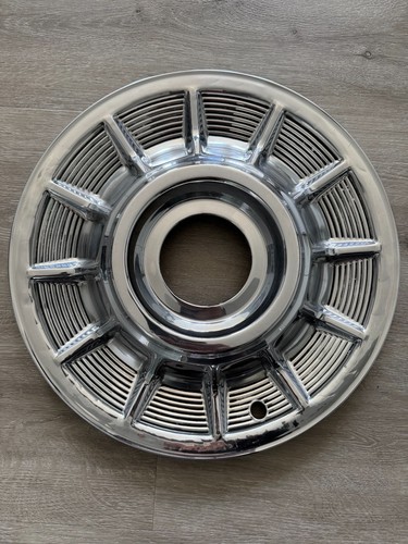 Cadillac 1957 radkappe - cadillac, cap