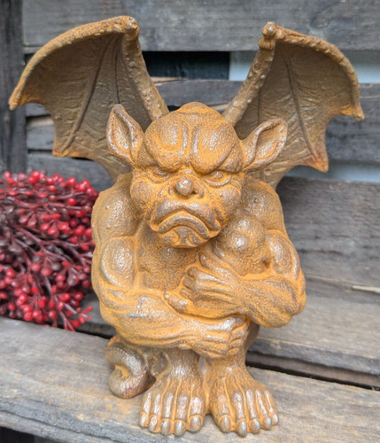 Toller gargoyle - toller,