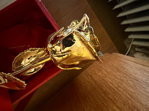Goldene rose edelmetall - goldene,