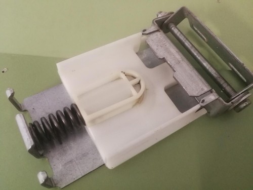 Umlenkrolle mit kettenspanner - umlenkrolle,