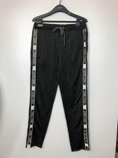 KHUJO Damen Hose Modell