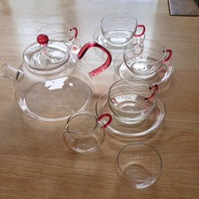 Jenaer Glas Teekanne Teeservice 1 ,1/4 L Kanne 4 Gedeck Tee  Henkel rot selten